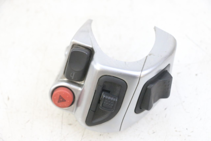 photo de LEFT HANDLEBAR SWITCH PIAGGIO MP3 LT 400 (2007 - 2012)