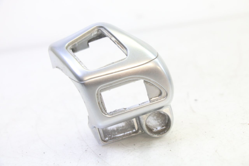 photo de LEFT HANDLEBAR SWITCH PIAGGIO MP3 125 (2006 - 2014)