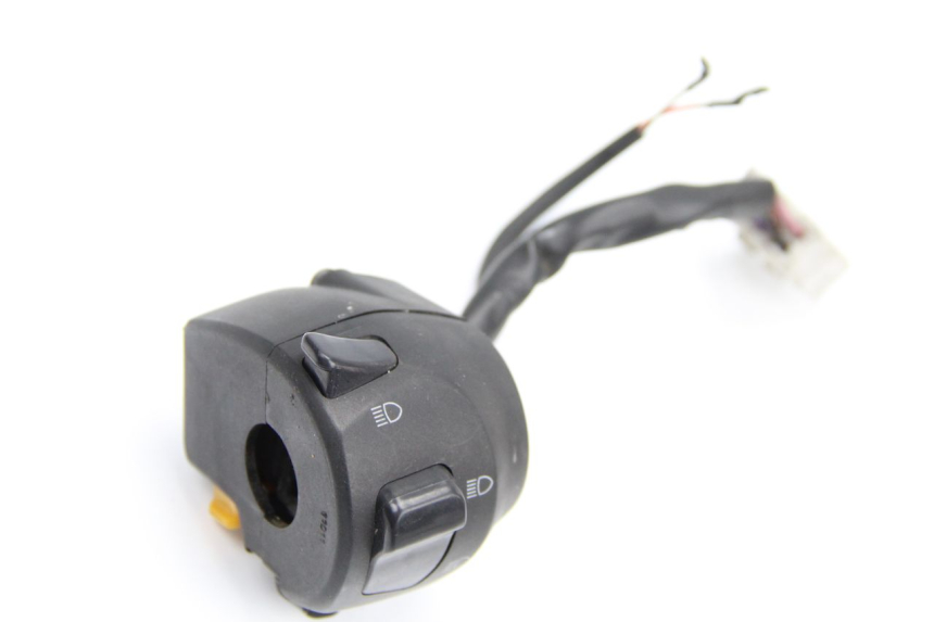 photo de LEFT HANDLEBAR SWITCH GILERA NEXUS 125 (2009 - 2013)