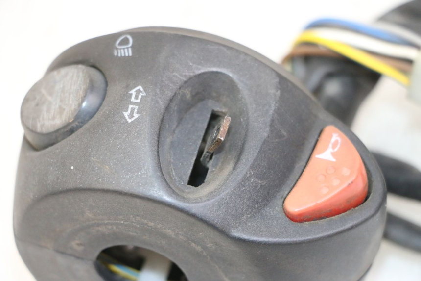 photo de LEFT HANDLEBAR SWITCH PEUGEOT CITYSTAR 50 (2013 - 2017)