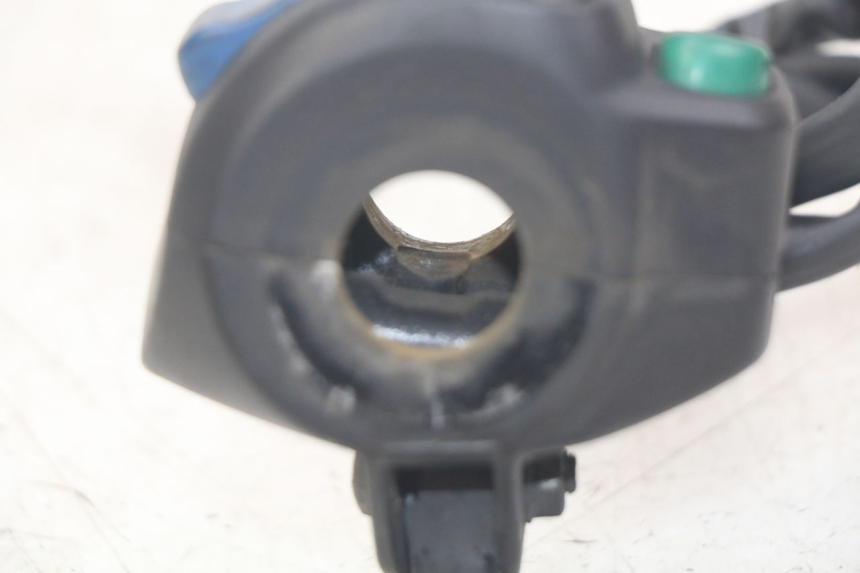 photo de LEFT HANDLEBAR SWITCH PEUGEOT ELYSEO 125 (1999 - 2004)