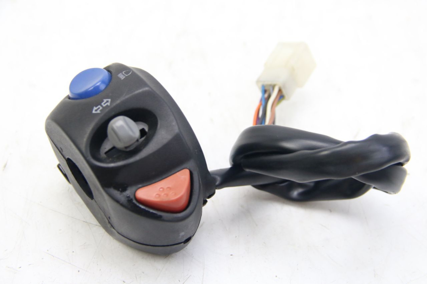 photo de LEFT HANDLEBAR SWITCH PEUGEOT ELYSTAR 50 (2002 - 2014)