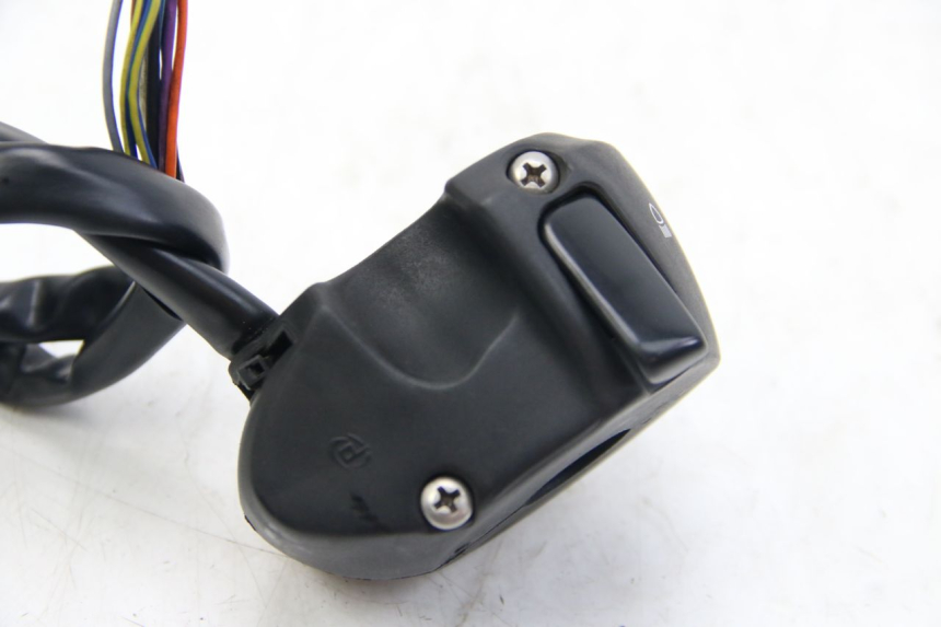 photo de LEFT HANDLEBAR SWITCH PEUGEOT ELYSTAR 50 (2002 - 2014)