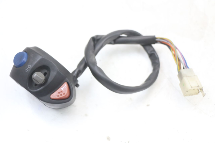 photo de LEFT HANDLEBAR SWITCH PEUGEOT ELYSTAR 50 (2002 - 2014)