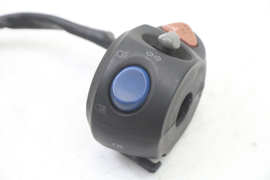 photo de LEFT HANDLEBAR SWITCH PEUGEOT ELYSTAR 50 (2002 - 2014)