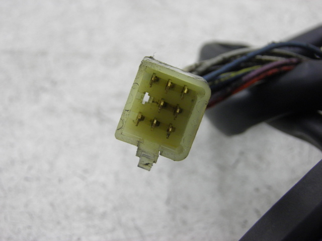 photo de LEFT HANDLEBAR SWITCH PEUGEOT ELYSTAR 50 (2002 - 2014)