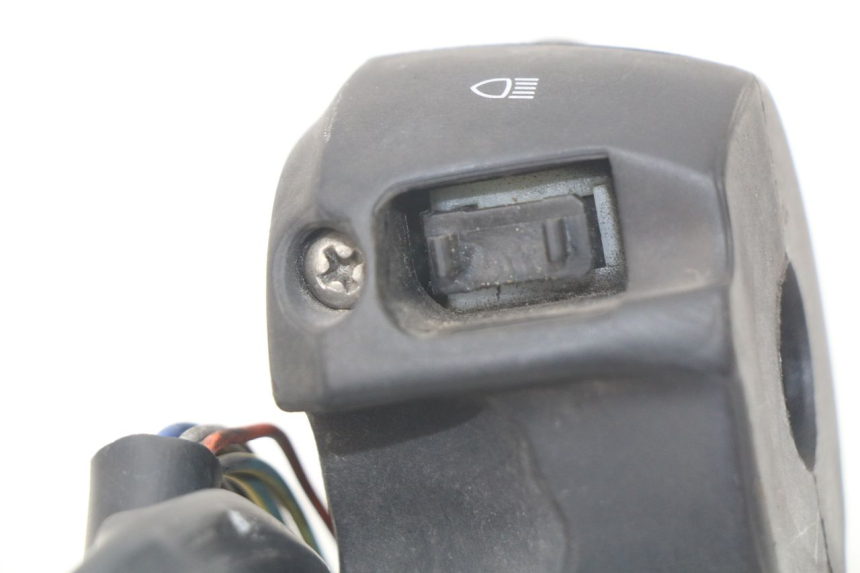 photo de LEFT HANDLEBAR SWITCH PEUGEOT GEOPOLIS 400 (2007 - 2013)