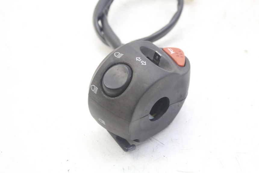 photo de LEFT SWITCH PEUGEOT GEOPOLIS RS 125 (2007 - 2009)