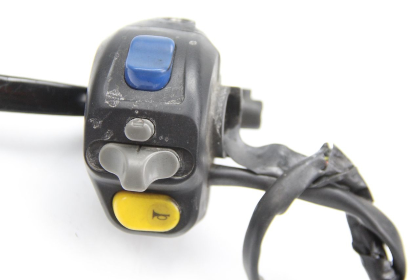 photo de LEFT HANDLEBAR SWITCH PEUGEOT LUDIX 50 (2008 - 2017)