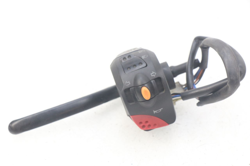 photo de LEFT HANDLEBAR SWITCH PEUGEOT LUDIX 50 (2008 - 2017)