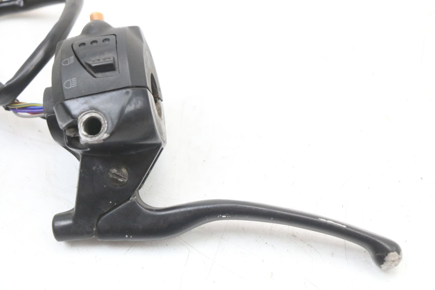 photo de LEFT HANDLEBAR SWITCH PEUGEOT LUDIX 50 (2005 - 2007)