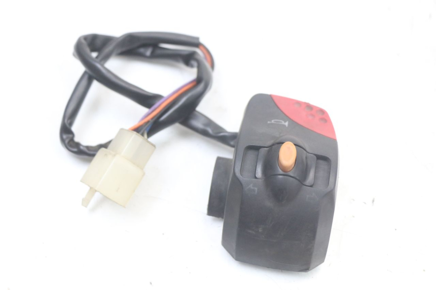 photo de LEFT HANDLEBAR SWITCH PEUGEOT LUDIX 50 (2005 - 2007)