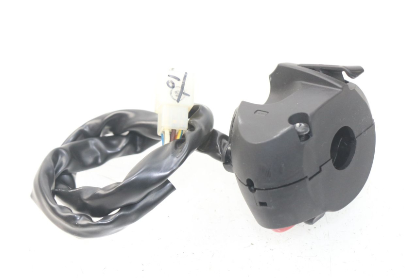 photo de LEFT SWITCH PEUGEOT METROPOLIS 400 (2017 - 2020)