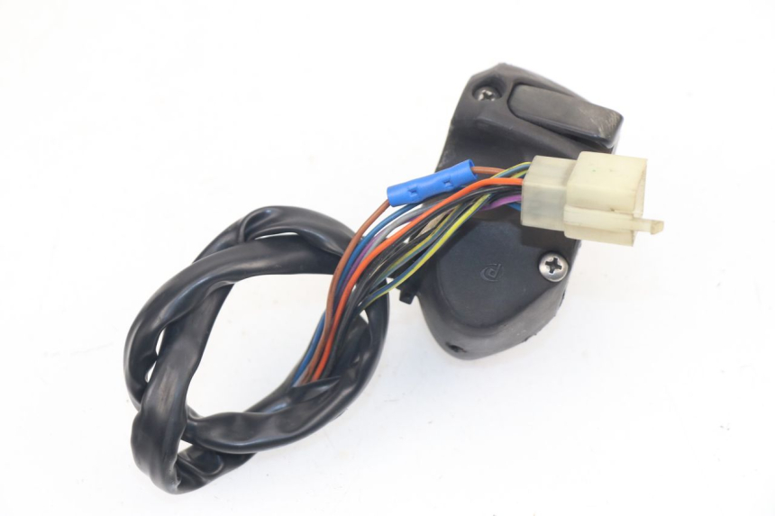 photo de LEFT HANDLEBAR SWITCH PEUGEOT SATELIS 125 (2006 - 2009)