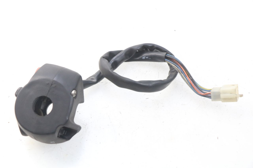 photo de LEFT HANDLEBAR SWITCH PEUGEOT SATELIS 125 (2006 - 2009)