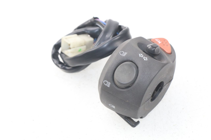 photo de LEFT HANDLEBAR SWITCH PEUGEOT SATELIS 125 (2006 - 2009)