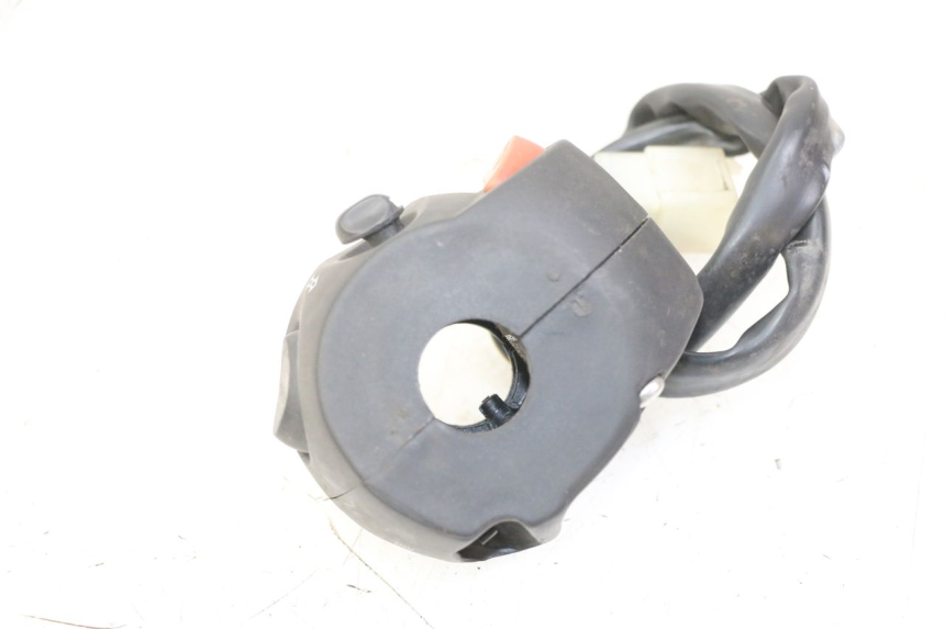 photo de LEFT SWITCH PEUGEOT SATELIS 125 (2013 - 2018)