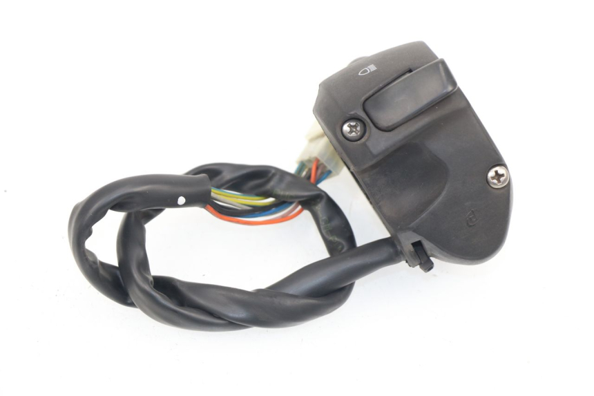 photo de LEFT HANDLEBAR SWITCH PEUGEOT SATELIS 125 (2006 - 2009)