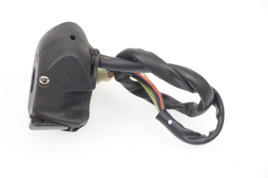 photo de LEFT HANDLEBAR SWITCH PEUGEOT SATELIS 125 (2006 - 2009)