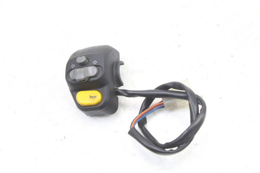 photo de LEFT HANDLEBAR SWITCH PEUGEOT TKR TREKKER FURIOUS 50 (2005 - 2014)