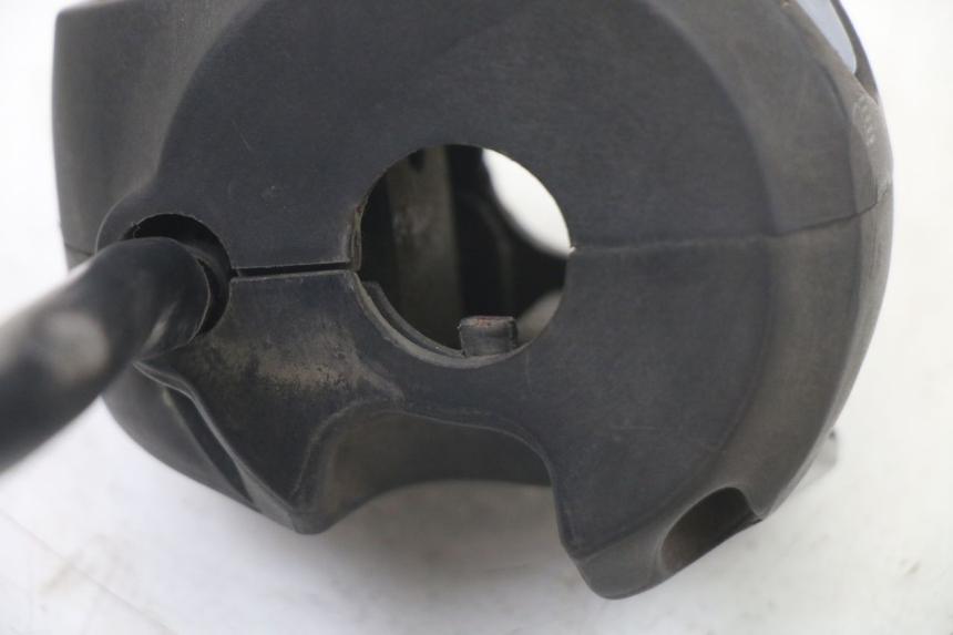 photo de LEFT HANDLEBAR SWITCH PEUGEOT TKR TREKKER FURIOUS 50 (2005 - 2014)