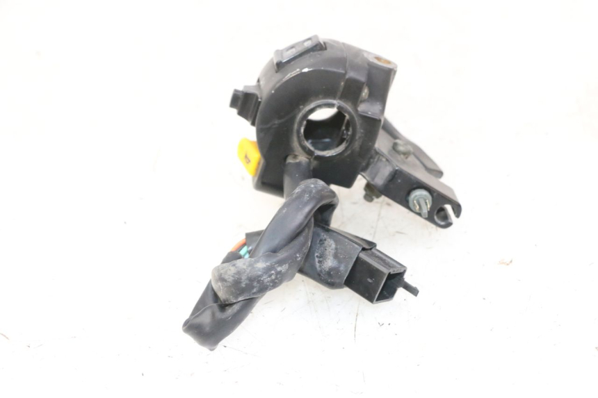 photo de LEFT SWITCH PEUGEOT VIVACITY 125 (2010 - 2017)