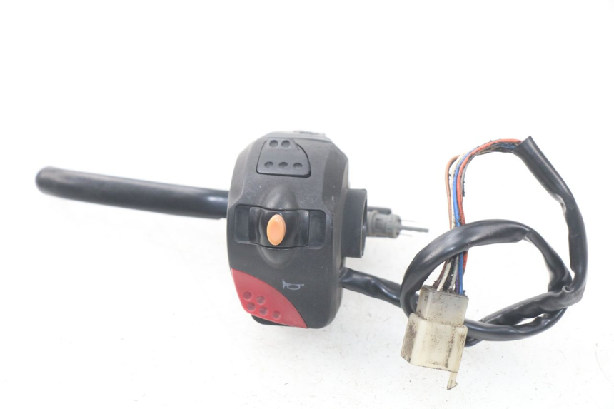 photo de LEFT HANDLEBAR SWITCH PEUGEOT VIVACITY 50 (2004 - 2009)