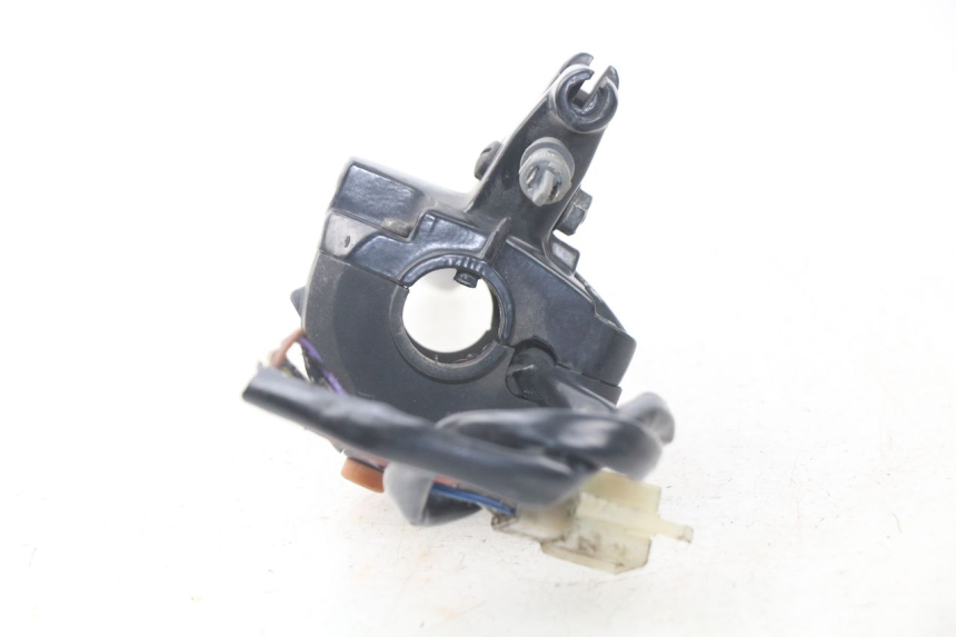 photo de LEFT HANDLEBAR SWITCH PEUGEOT VIVACITY 50 (2004 - 2009)