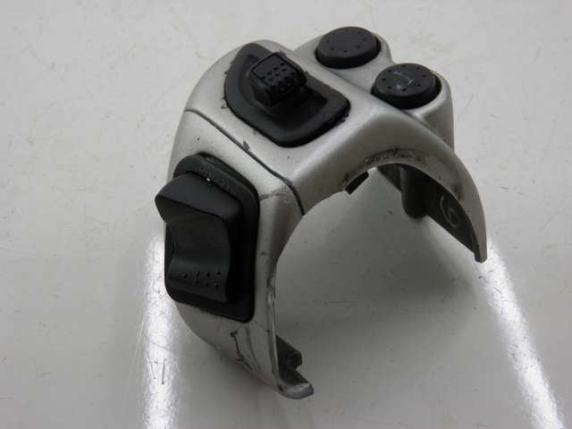 photo de LEFT SWITCH PIAGGIO BEVERLY 125 (2005 - 2007)