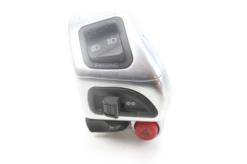 photo de LEFT HANDLEBAR SWITCH PIAGGIO MP3 500 (2014 - 2016)