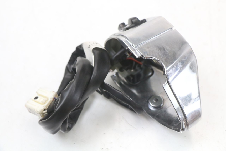 photo de LEFT SWITCH PIAGGIO VESPA PRIMAVERA 4T 50 (2021 - 2024)