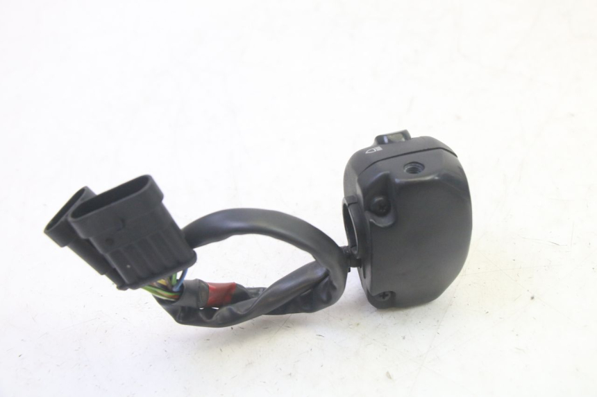 photo de LEFT SWITCH LIGIER PULSE 3 1 (2014 - 2020) - Alternative perspective