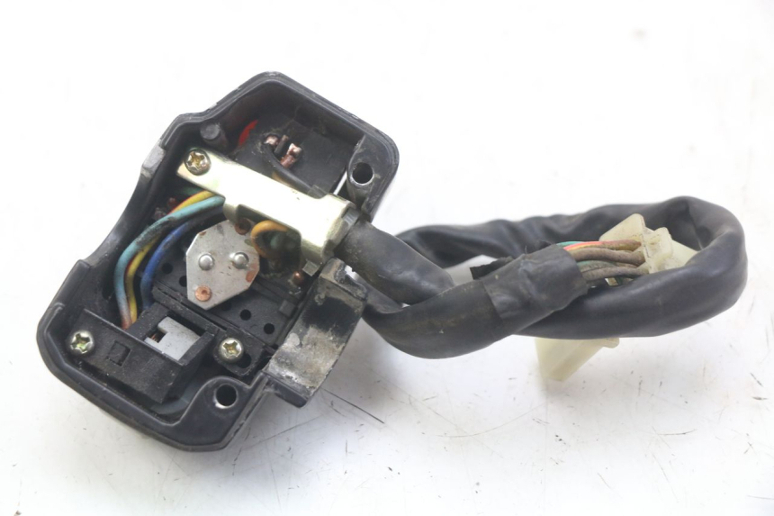 photo de LEFT SWITCH RIDE JUMP 2T 50 (2012 - 2017)