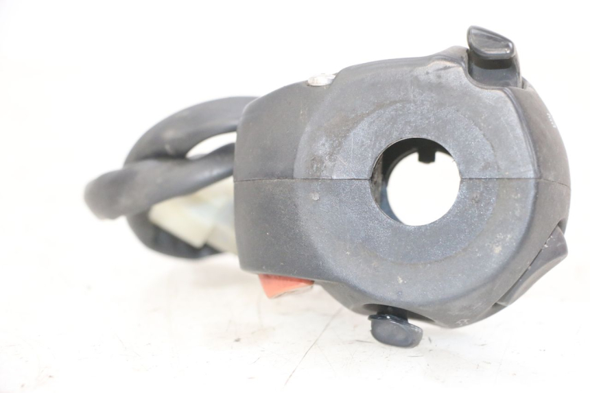 photo de LEFT SWITCH PEUGEOT SATELIS 125 (2013 - 2018)