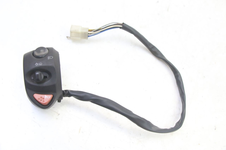 photo de LEFT SWITCH PEUGEOT SATELIS 125 (2013 - 2018)