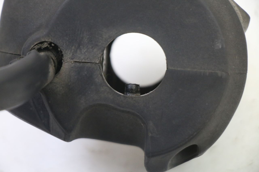 photo de LEFT SWITCH PEUGEOT SATELIS 250 (2006 - 2012)