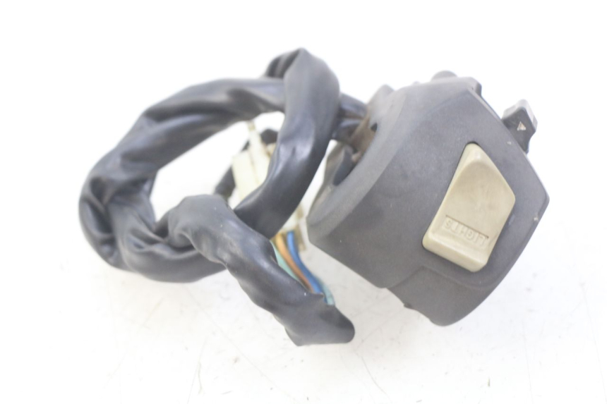 photo de LEFT HANDLEBAR SWITCH SELECT UP OCTALIS 125 (2007 - 2012)