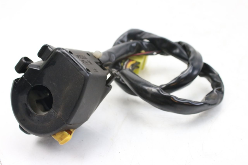 photo de LEFT HANDLEBAR SWITCH SUZUKI AN BURGMAN 400 (2006 - 2010)