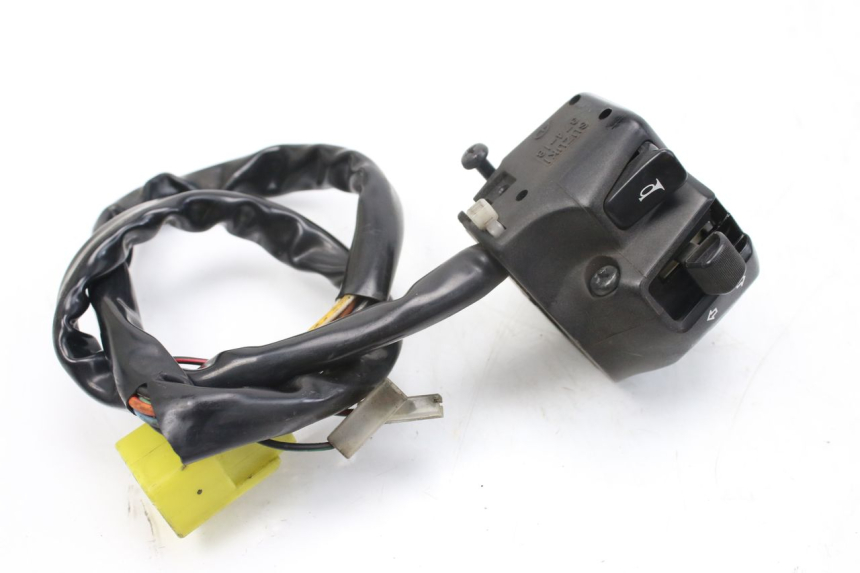 photo de LEFT HANDLEBAR SWITCH SUZUKI AN BURGMAN 400 (2006 - 2010)