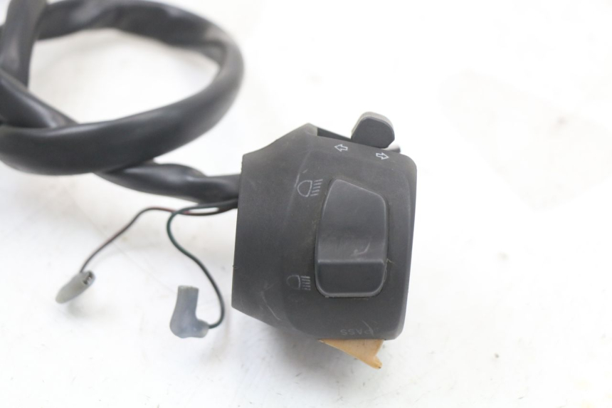 photo de LEFT SWITCH SUZUKI BURGMAN 125 (2018 - 2021)