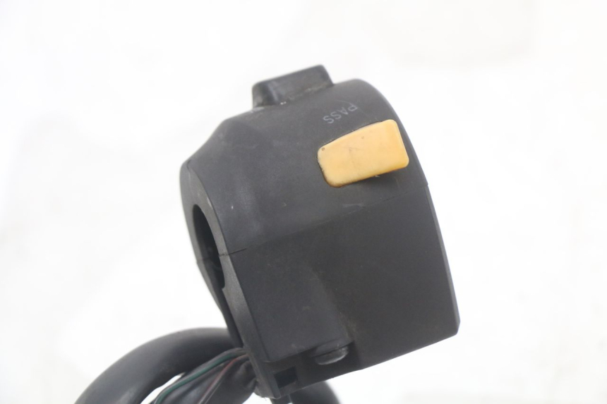 photo de LEFT SWITCH SUZUKI BURGMAN 125 (2018 - 2021)