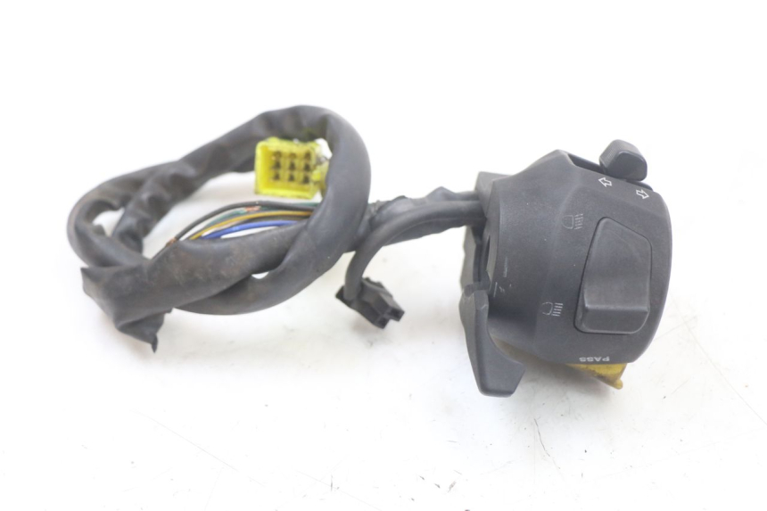 photo de LEFT SWITCH SUZUKI GS F 500 (2004 - 2007)