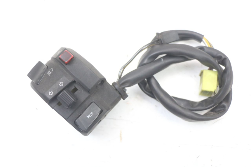 photo de LEFT SWITCH SUZUKI GSR 750 (2011 - 2017)