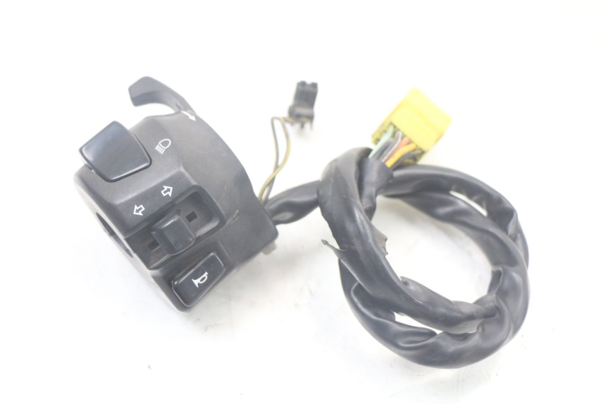 photo de LEFT HANDLEBAR SWITCH SUZUKI SV N 650 (1999 - 2002)