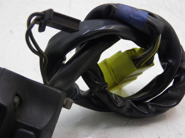 photo de LEFT SWITCH SUZUKI TU X TUX VOLTY 125 (1999 - 2001)