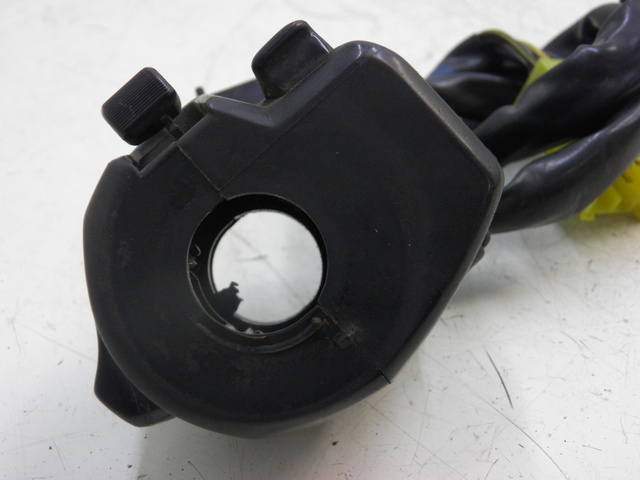 photo de LEFT SWITCH SUZUKI TU X TUX VOLTY 125 (1999 - 2001)