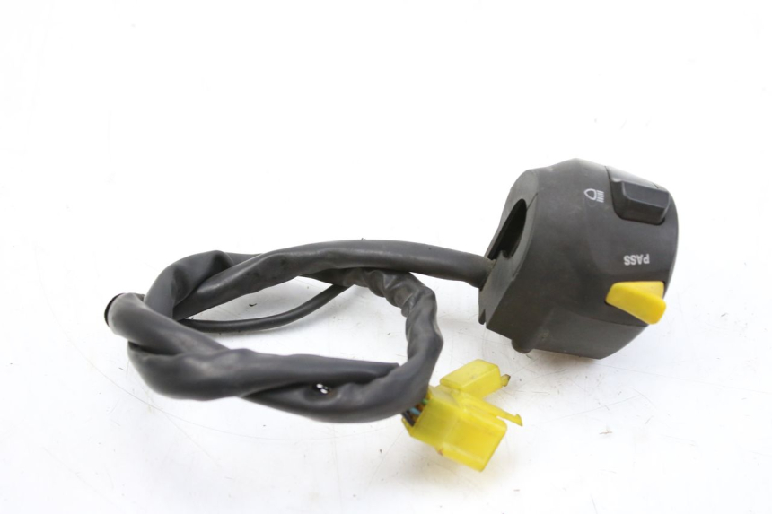 photo de LEFT HANDLEBAR SWITCH SUZUKI UH BURGMAN 125 (2002 - 2006)