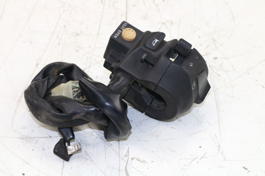 photo de LEFT SWITCH SYM GTS 125 (2005 - 2008)