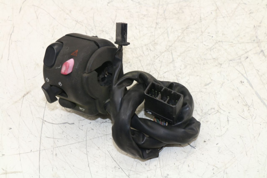 photo de LEFT SWITCH TRIUMPH TIGER 955 (2001 - 2004)