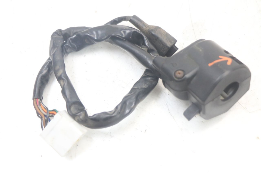 photo de LEFT HANDLEBAR SWITCH TRIUMPH SPEED TRIPLE T301 900 (1994 - 1996)